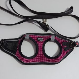 Sure Pet XSmall Pink and Black Dog Harness With Leash. New